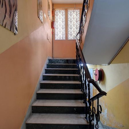 Flagship Hotel New Tiger Inn Калькутта Экстерьер фото